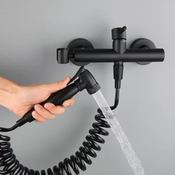 

Simple Black Multifunctional Full-Copper Supercharged Women Washer Spray Gun Set Toilet Spray Gun Flusher Nozzle