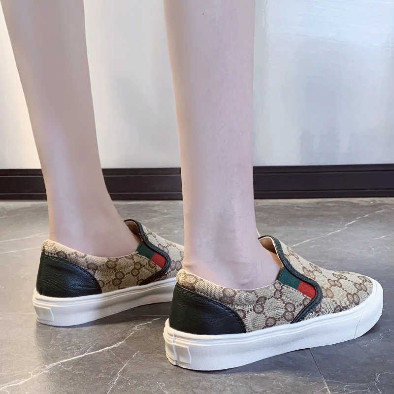 

Slip on Rubber Ladies Shoes Comfortable Round Toe Flat Shoes Women Casual Vulcanized Shoes Woman Autumn Sneakers Women Flats PU