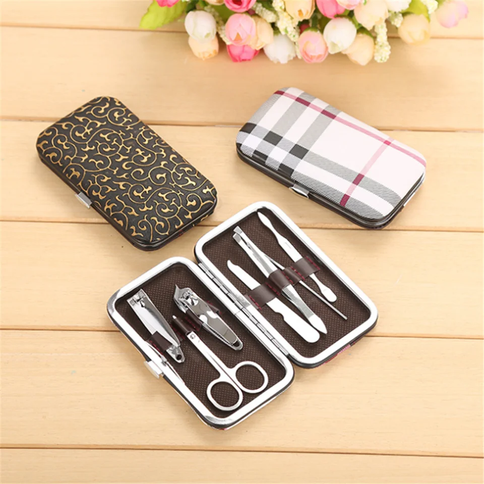 

7Pcs/set Stainless Steel Nail Clipper Cutter Trimmer Ear Pick Grooming Kit Manicure Set Pedicure Toe Nail Art Tools Set Kits