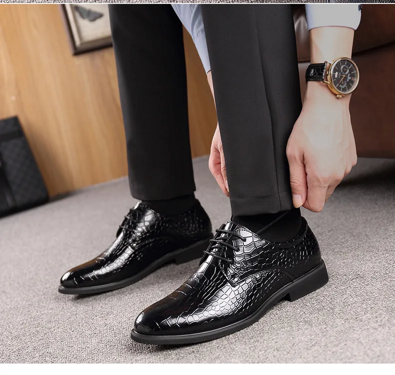 Autumn New Fashion Gentleman Crocodile Pattern Wedding Shoes England Breathable Business Dress Men's Leather Shoes
