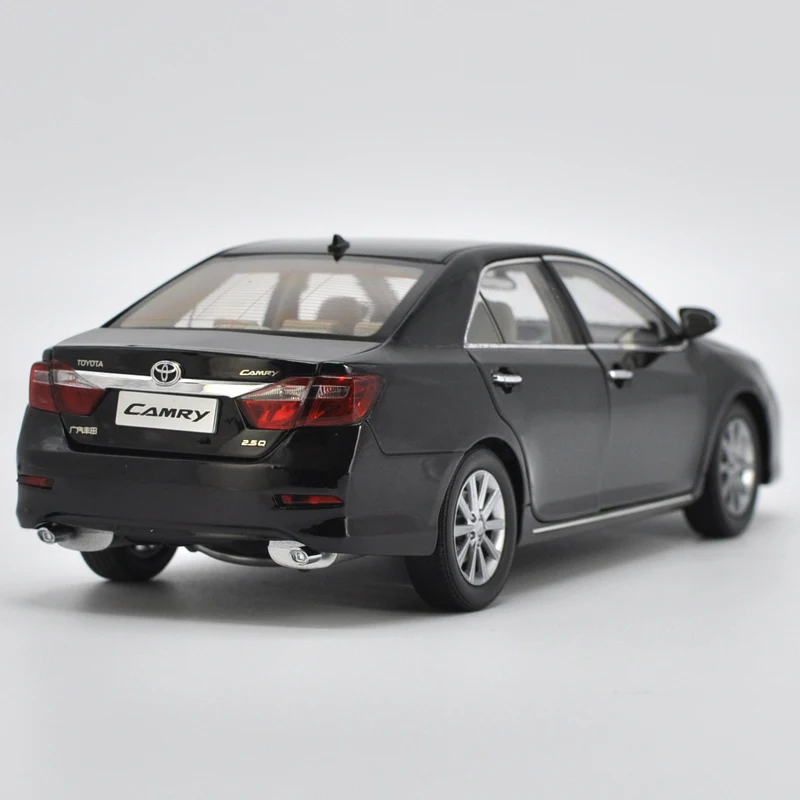 1:18 высокое тщательное TOYOTA 7th Camry СПЛАВ модель автомобиля статические металлические модельные автомобили с оригинальной коробкой