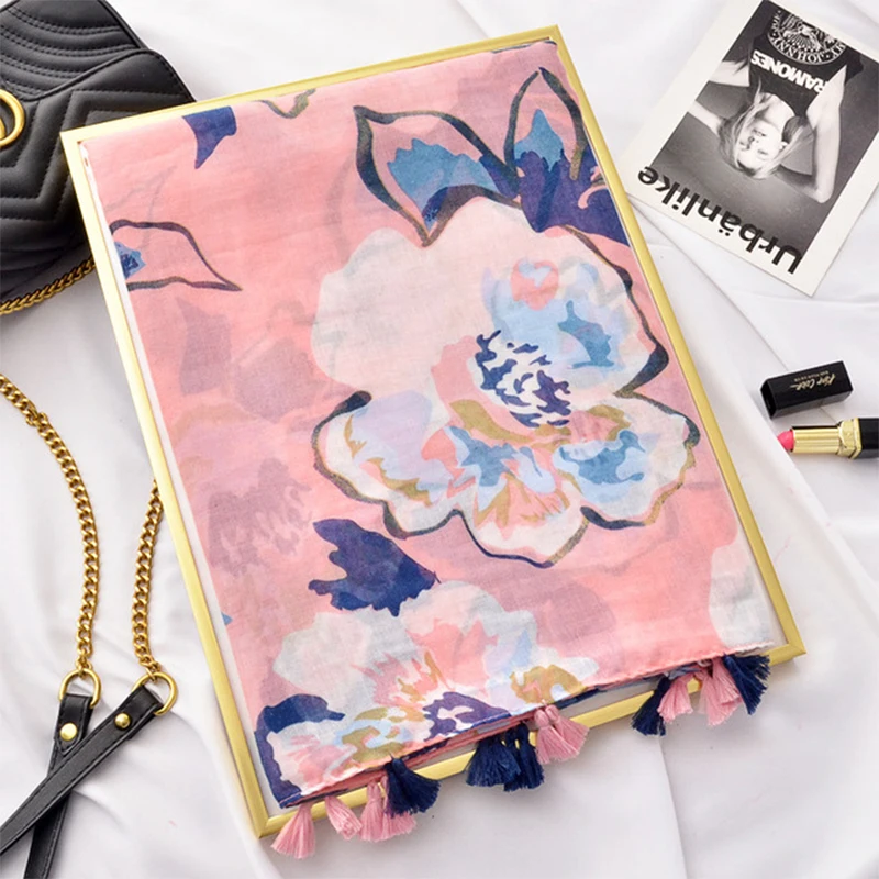 

2020 New Summer Cotton Linen Print Luxury Scarf Women Pink Blue Flower Tassel Shawl Female Fashion Elegant Long Silk Scarves