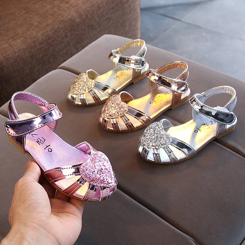 Kids Girl Sandals 2020 New Summer Children Princess Soft Flat Shoes Hollow Toddler Girls Beach Sandals Sandalia Infantil Menina