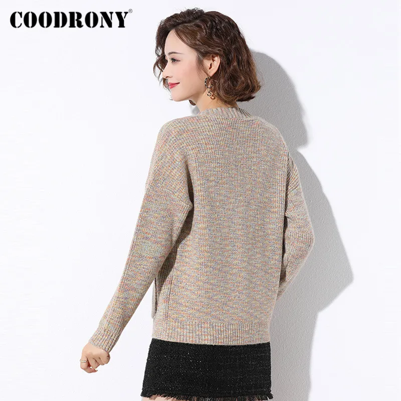 COODRONY Brand Streetwear Fashion V-Neck Warm Woman Cardigan With Pocket Autumn Winter Knitted Casual Slim Sweater Female W1049