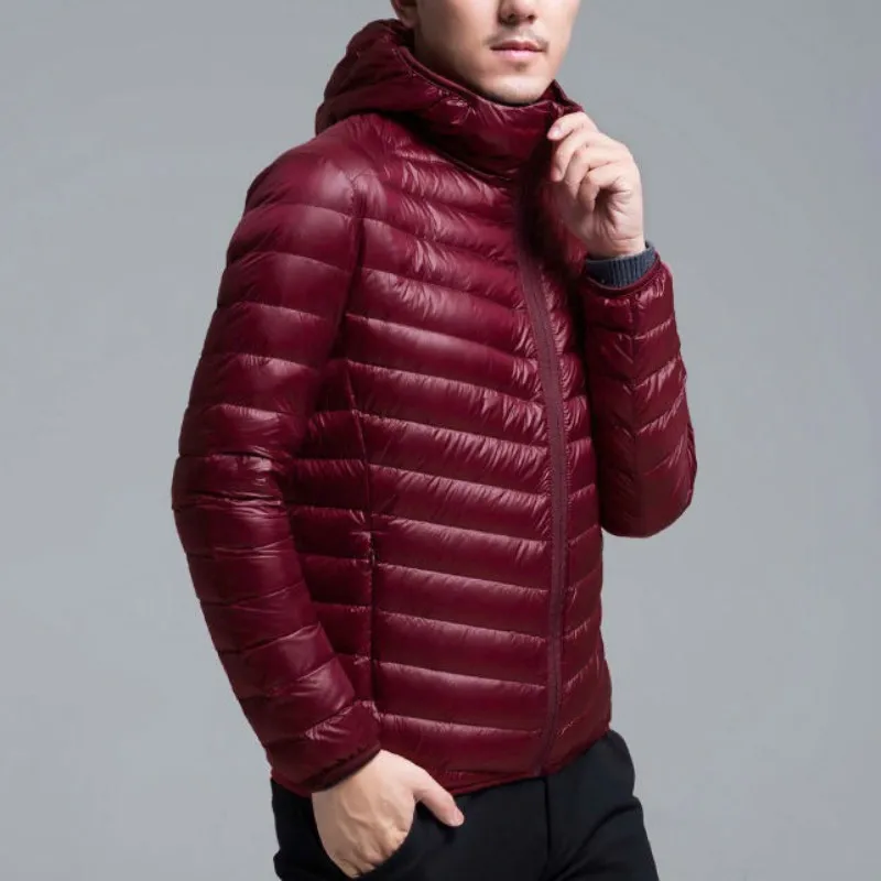 Burgundy-hooded Осенне-зимний легкий пуховик для мужчин, повседневные короткие пальто с капюшоном, большой тонкий светильник, приталенное пальто, пуховики, теплые парки 4XL 5XL - Цвет: Burgundy-hooded