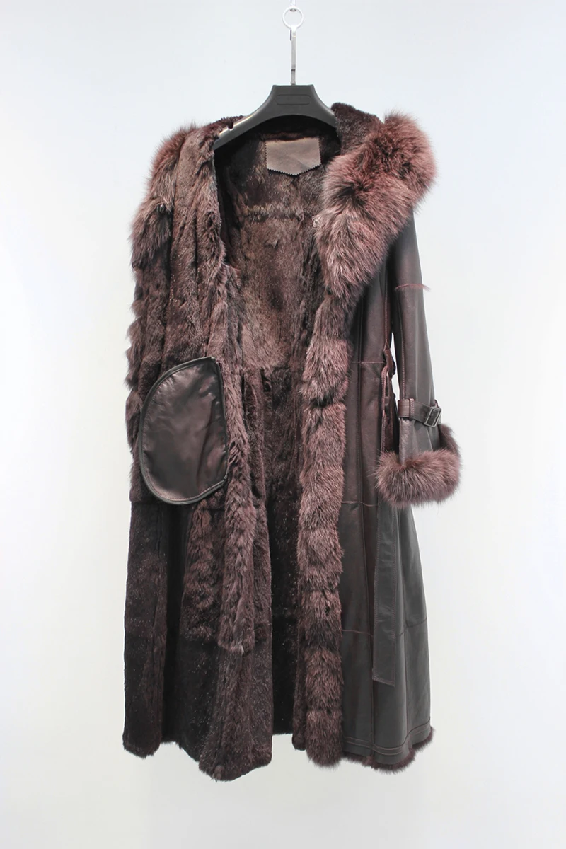 Распродажа, Женское зимнее роскошное пальто с воротником из лисьего меха и подкладкой из овечьей шерсти с капюшоном