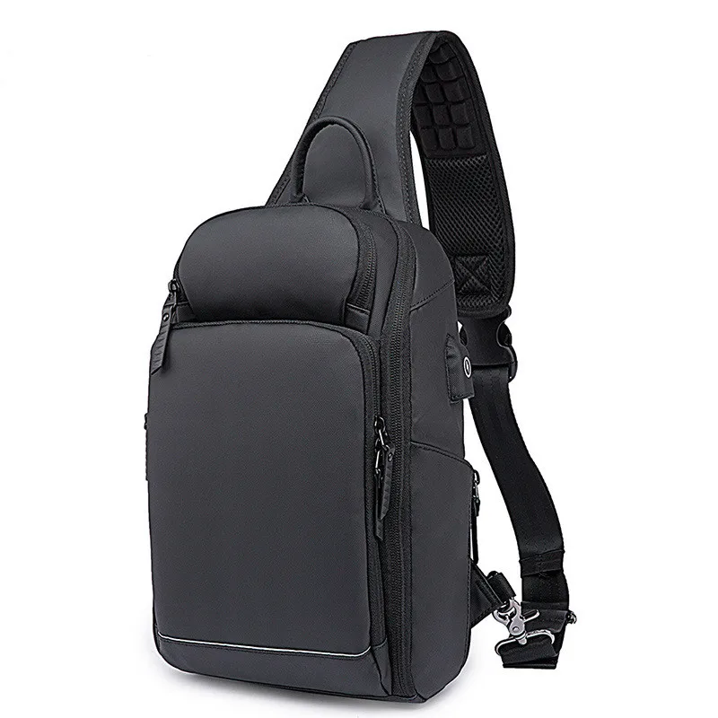 

Advanced Traveling Bags Extra Large Durable Travel shouldbag with USB Port for Men Waterproof Chestbag