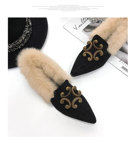 Fur Slippers Womens Slides Warm Winter Furry Footwear Outdoor Autumn and Winter Fashion Comfort Shoes Woman Cute Muler Slippers