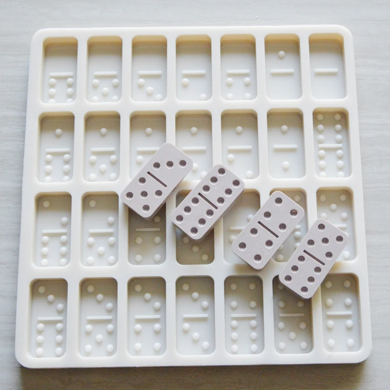 Domino moulds Clearance