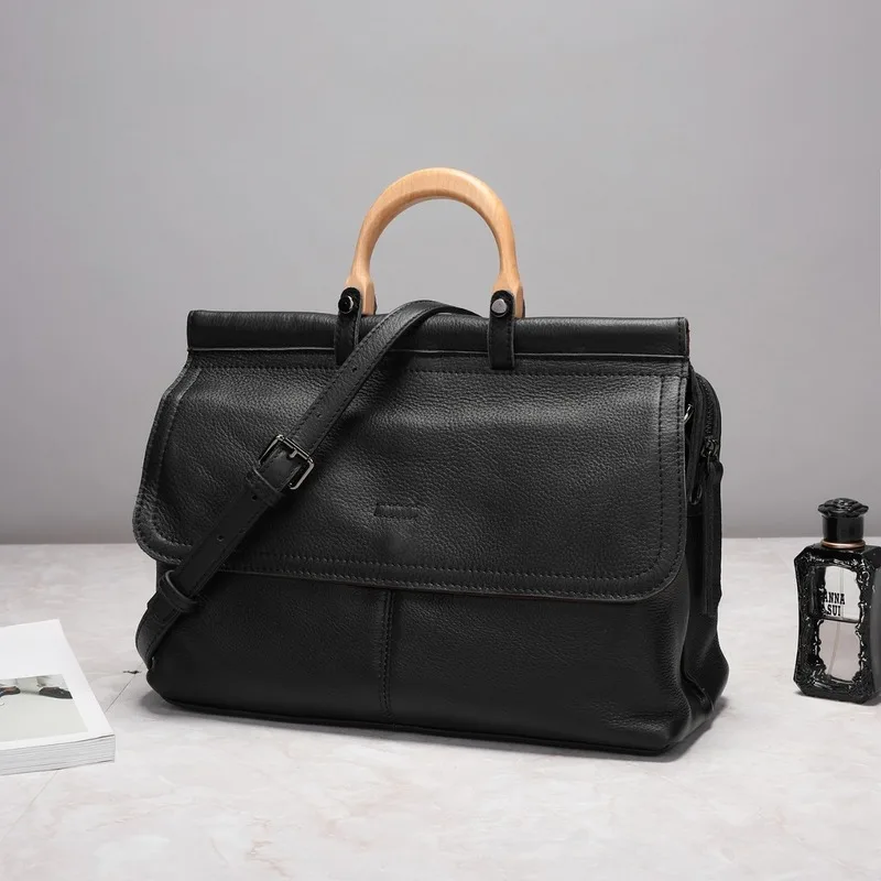 

Fashion Minimalist Design Leather Handbag Wooden Handle Stiletto Women's Bag