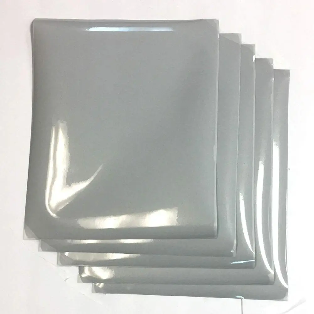 25x30 cm 5PCS Теплопроводная виниловая отражающая Серебряная виниловая пленка с утюгом на ткани, легко режущая и травяная HTV для футболок, пленка для декора теплопередачи - Цвет: 25x30 cm 5PCS