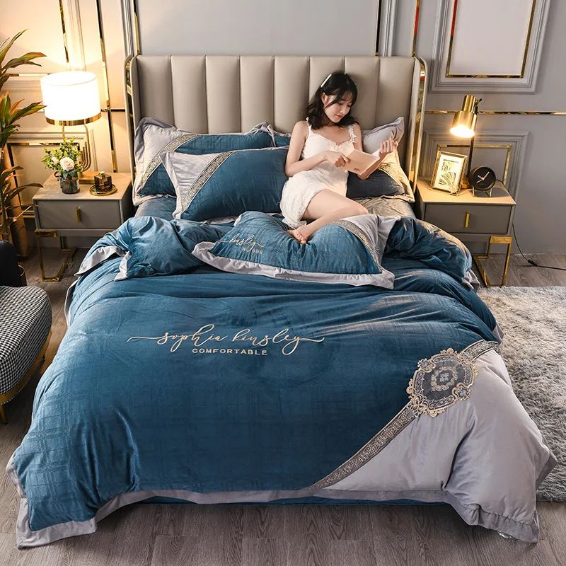 

New Winter Bedroom Four-piece Quilt Cover Luxury Thick Warm Flannel Quilt Cover Fashion Simple Family Hotel Bedding Set