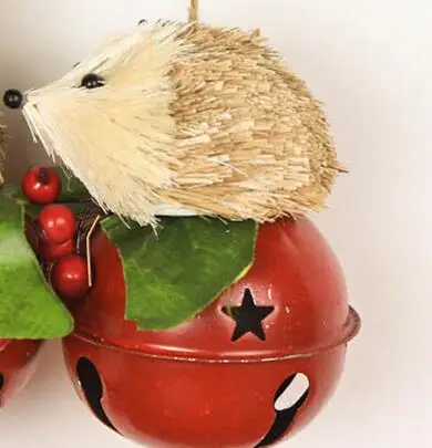 3," Рождественская елка колокольчики соломенный медведь и кулон в виде ежа украшения для дома Noel Jingle Bells металлический декор ремесло украшение-колокольчик - Цвет: hedgehog