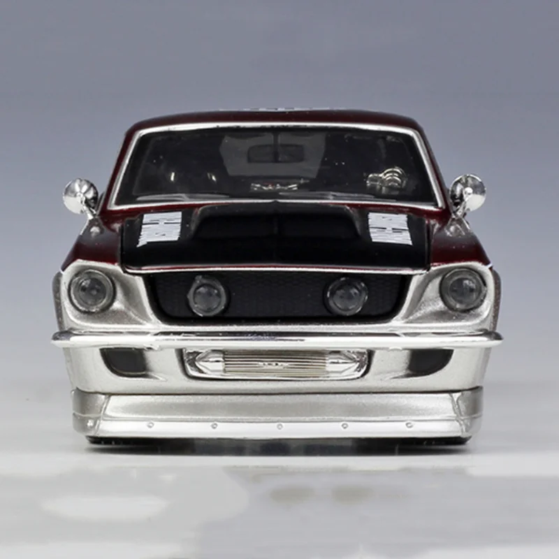 1/24 весы 1967 Ford Mustang GT моделирование, брелок для автомобильных ключей, Классический diecast модель, подарок для детей коллекция предметы интерьера