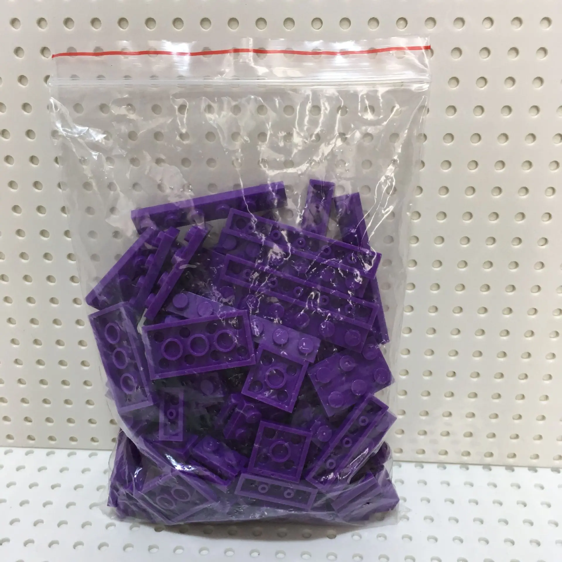 Лиловый 100 pieces of low plate thin slice creative patchwork diy small particle blocks pixel drawing children puzzle toys - Цвет: Лиловый