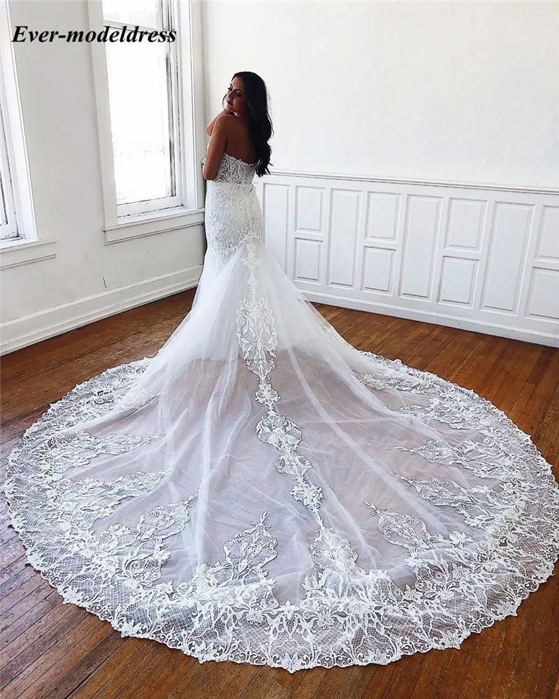 Vintage Lace Mermaid Wedding Dresses Sweetheart Zipper Back Court Train Appliques Arabic Dubai Bridal Gowns Vestidos Novia