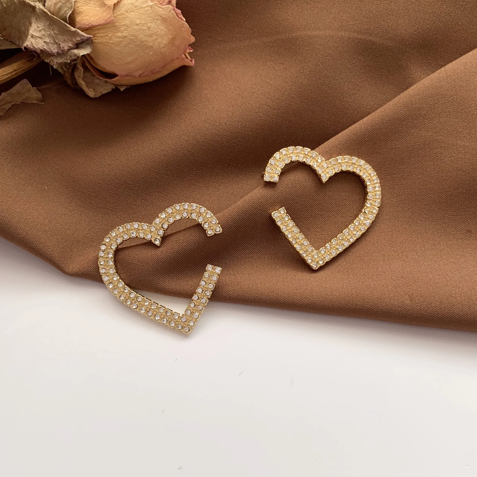

S925 Silver Needle Elegant Simple Full of Crystals Super Shiny Love Heart Shaped Ear Stud Sweet GIRL'S Immortal Women Earrings