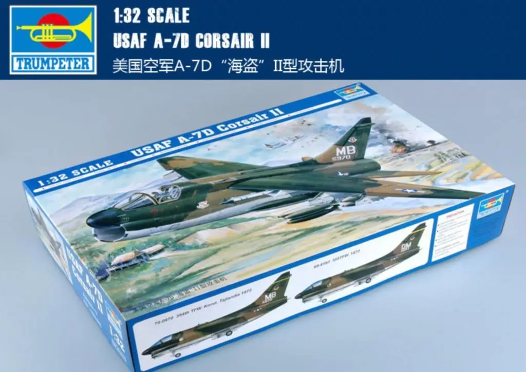 Trumpeter 1/32 02245 1/32 USAF A-7D CORSAIR II model kit