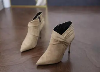 

Fine with ins net red high heels bare boots female 2019 pointed boots autumn and winter new suede