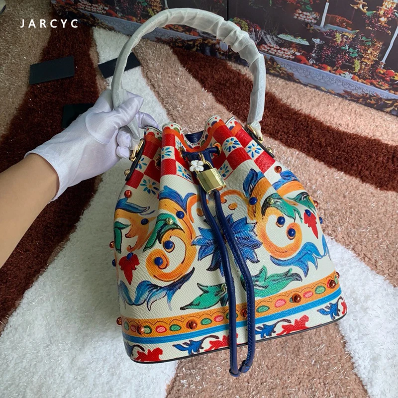 

2019 Newest Luxury Brand Design Fashion High Quality Cow Leather Bucket Bag Famous Designer Flowers Pattern Casual Shoulder Bag