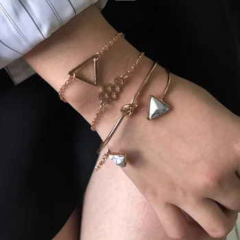 

Bracelet for women jewelry 2020 bts new year gifts 2021 Trending in Europe and America geometry alloy Resin Four-piece suit