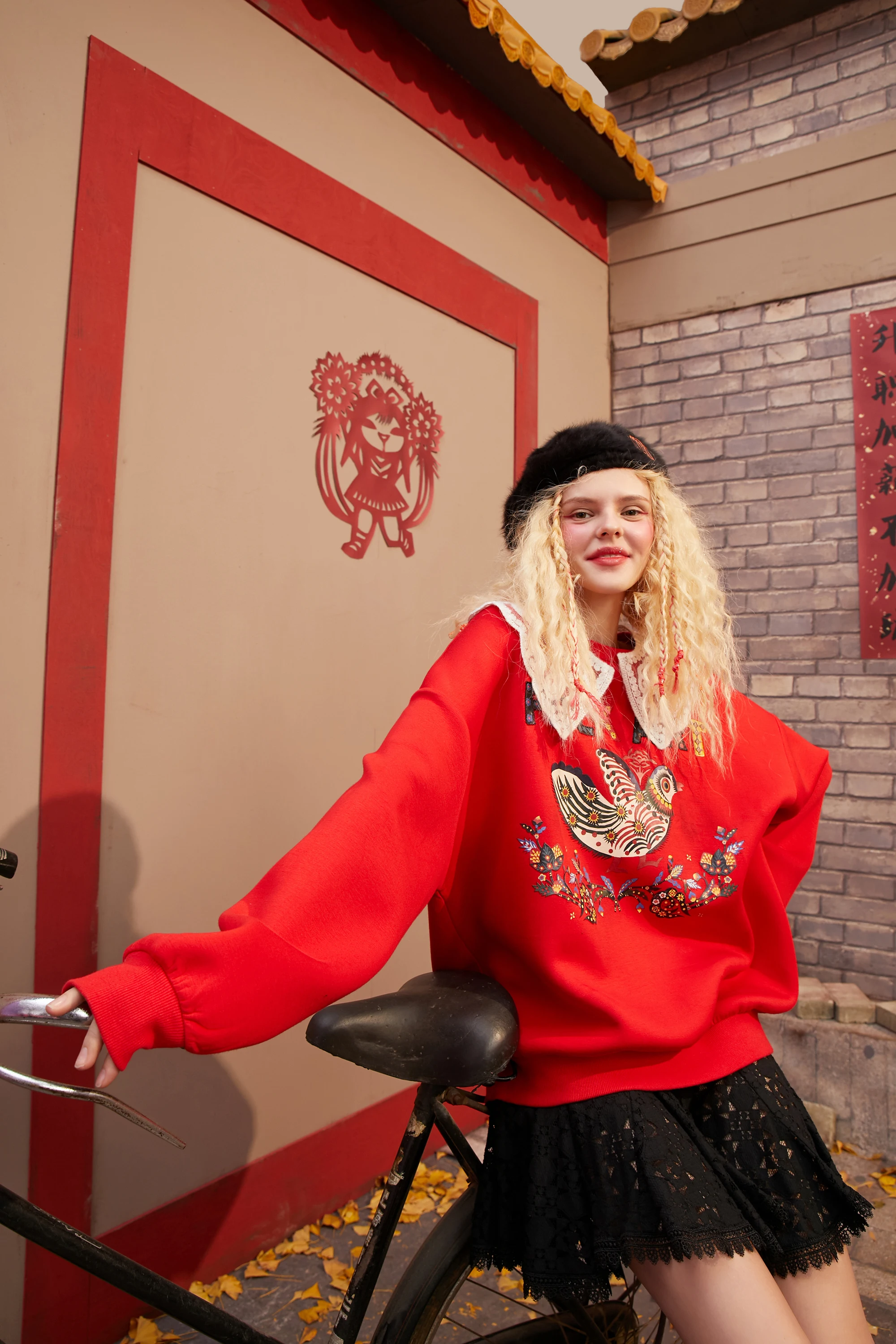 Elfsack Harajuku Impressão Gráfica Casual Pulôver Moletom Feminino 2021 Primavera Contraste Rendas Coreano Senhoras Diário Gráfico Topo 11 Agasalhos e Moletons