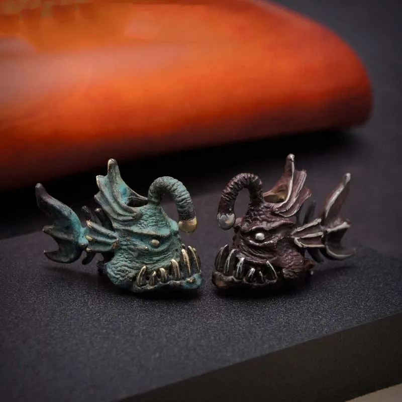 

EDC Bronze Knife Beads A Pendant Paracord Outdoor DIY Decorations Bronze Camping Gear EDC Tools