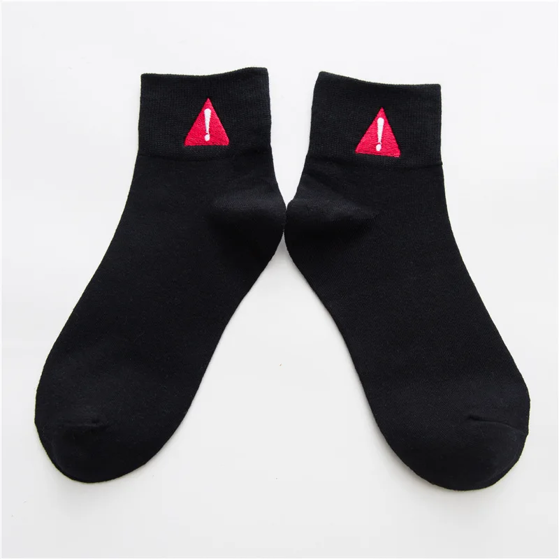 Women Socks Autumn Winter New Cotton Embroidery Cartoon Black White Tube Ladies College Wind Personality Casual Sports Sock - Color: Exclamation Mark