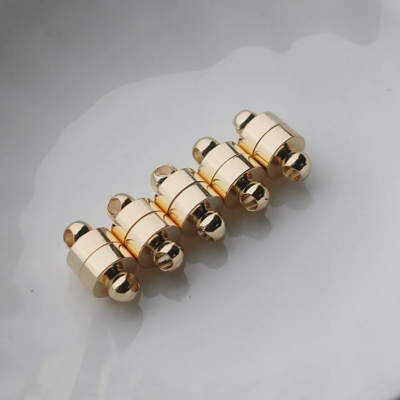 10784786787_2006047976