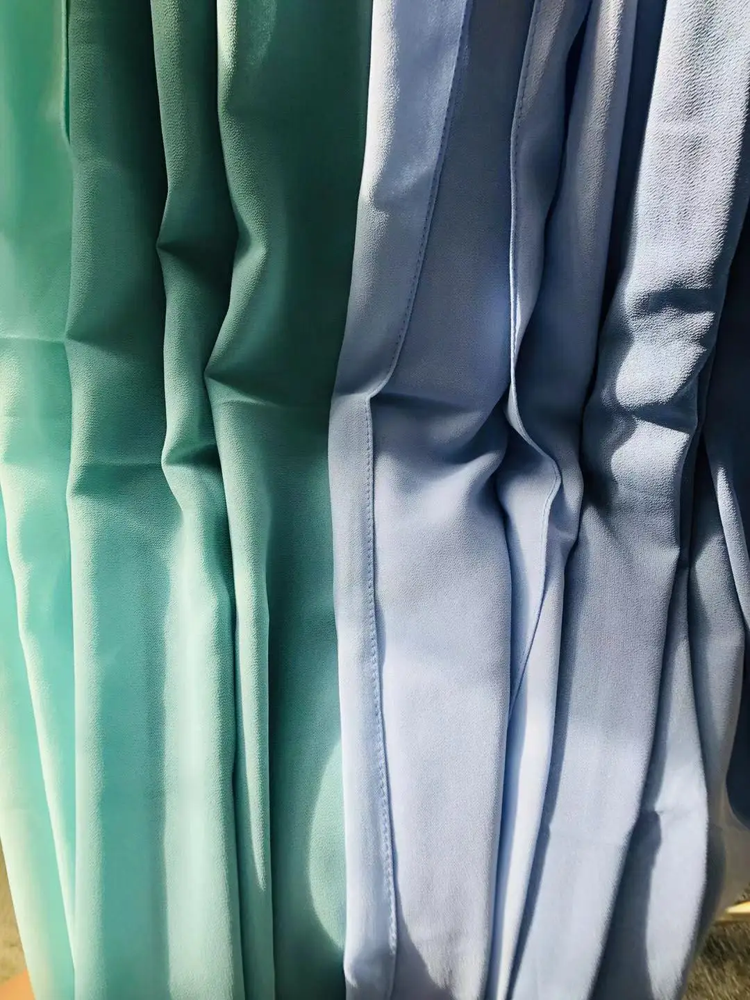 Рисунок 3 - Однотонный шифоновый шарф