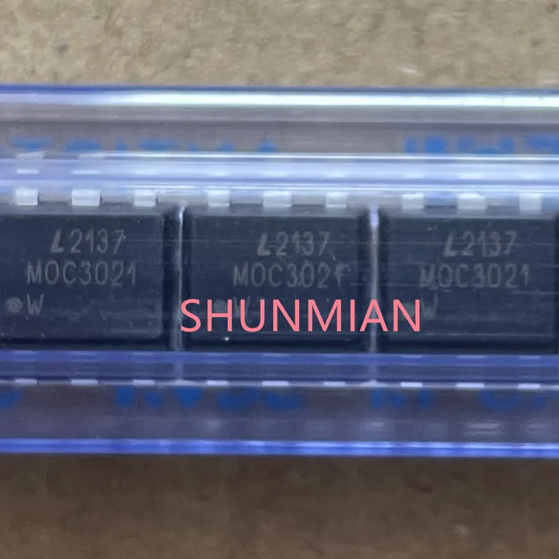 

65 шт., MOC3021 DIP-6, абсолютно новые и оригинальные