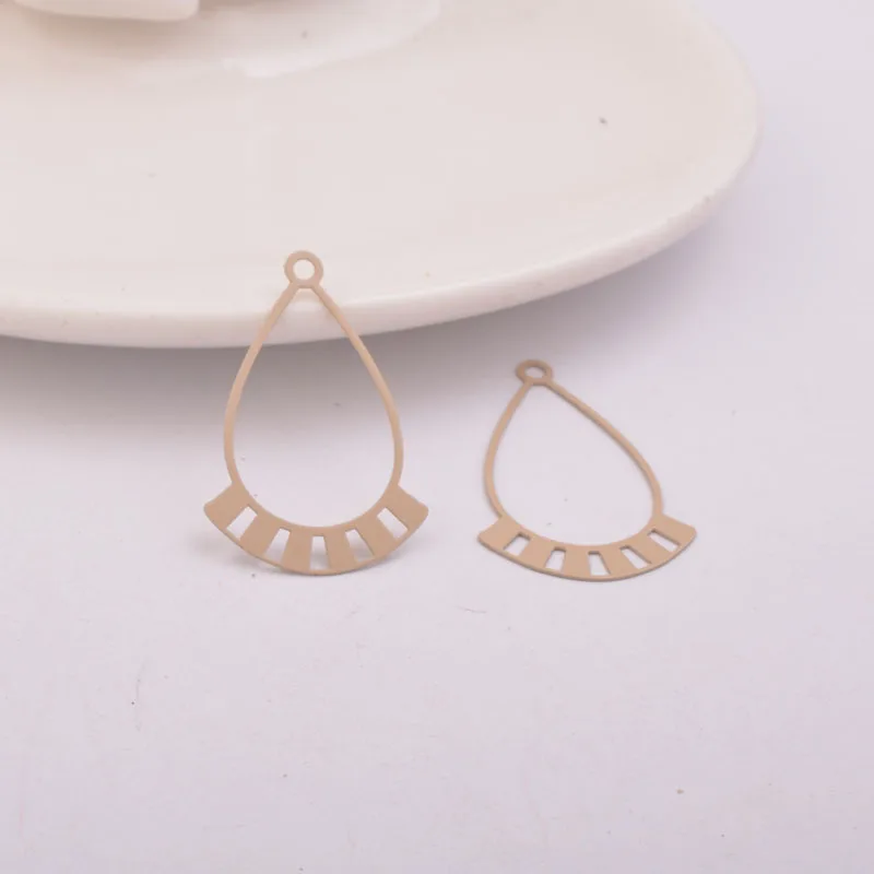 Beige 50 шт. AC9384 21*30 мм Лазерная резка ожерелье форма талисманы латунь филигранная подвеска Wate Серьги капли ювелирных изделий - Окраска металла: Beige