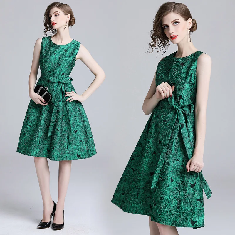 

Ozhouzhan 2018 New Style Autumn And Winter Elegant Slim Fit Waist Hugging Floral Sleeveless Vest Jacquard Dress Women's Europe A