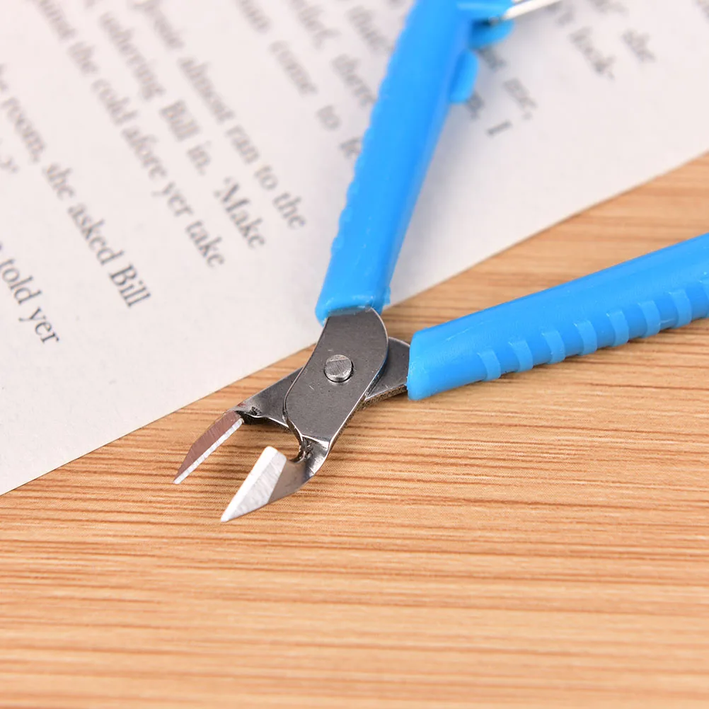 Рисунок 6 - кутикулы клипер пластиковая ручка