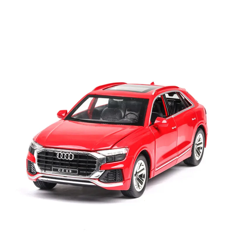 Продукт 1:24 Q8 SUV модель автомобиля из сплава, литой металл 6 дверей, звук и свет потяните назад багги, Изысканные Подарки - Цвет: Красный
