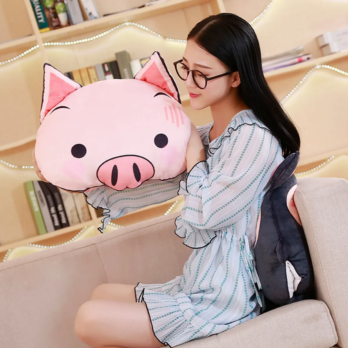 Yangzhou Сумеречная карточка креативная Свинья Новые продукты свинья Подушка Lucky Pig плюшевая рука подарок на праздник может добавить логотип