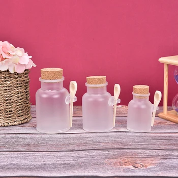 

Plastic Empty Bath Salt Bottle Cream Powder Jar Container With Cork Spoon Refillable Empty Durable 200g/300g