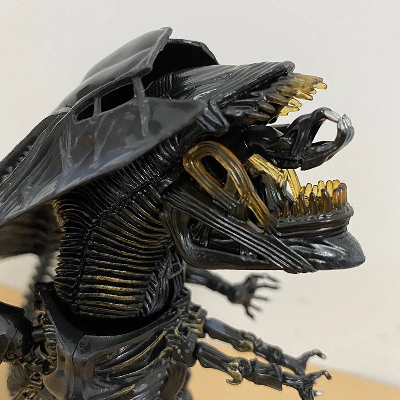 NECA エイリアンクイーン Amazon.co.jp: ネカ エイリアン 7インチ ウルトラ デラックス