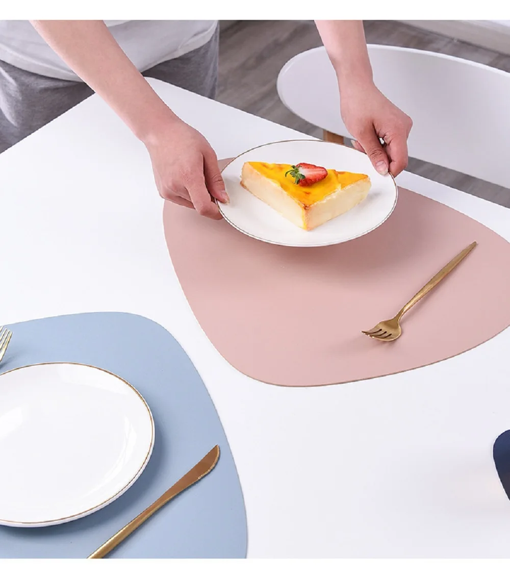 Inyahome Heat-Resistant Stain Resistant Non-Slip Placemats for