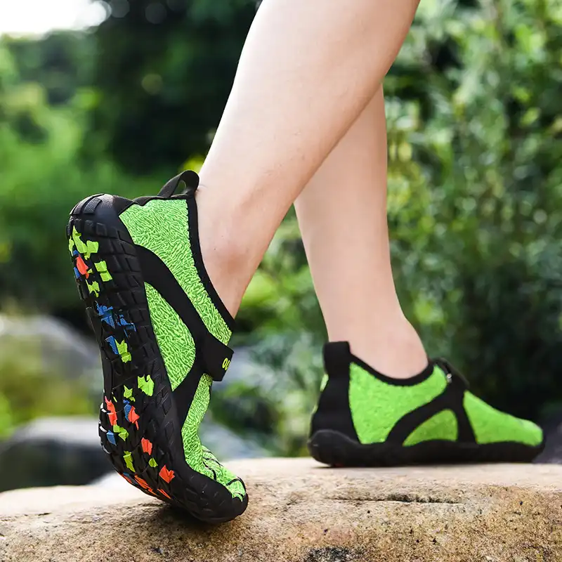 sapatilha para andar na agua