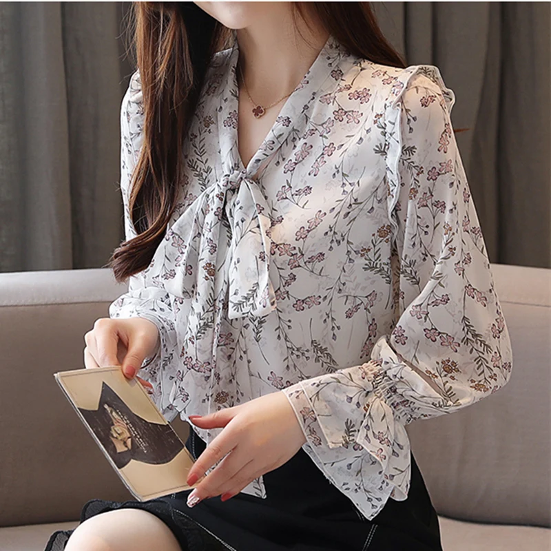 Корейские модные шифоновые женские блузки с цветами и рукавами воланами белые