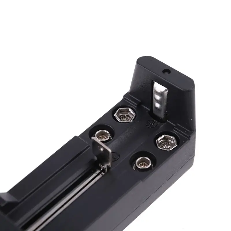 New Black Universal Battery Charger AA AAA Li Ni-Cd NiMH 3.7V 18650 T3EF |