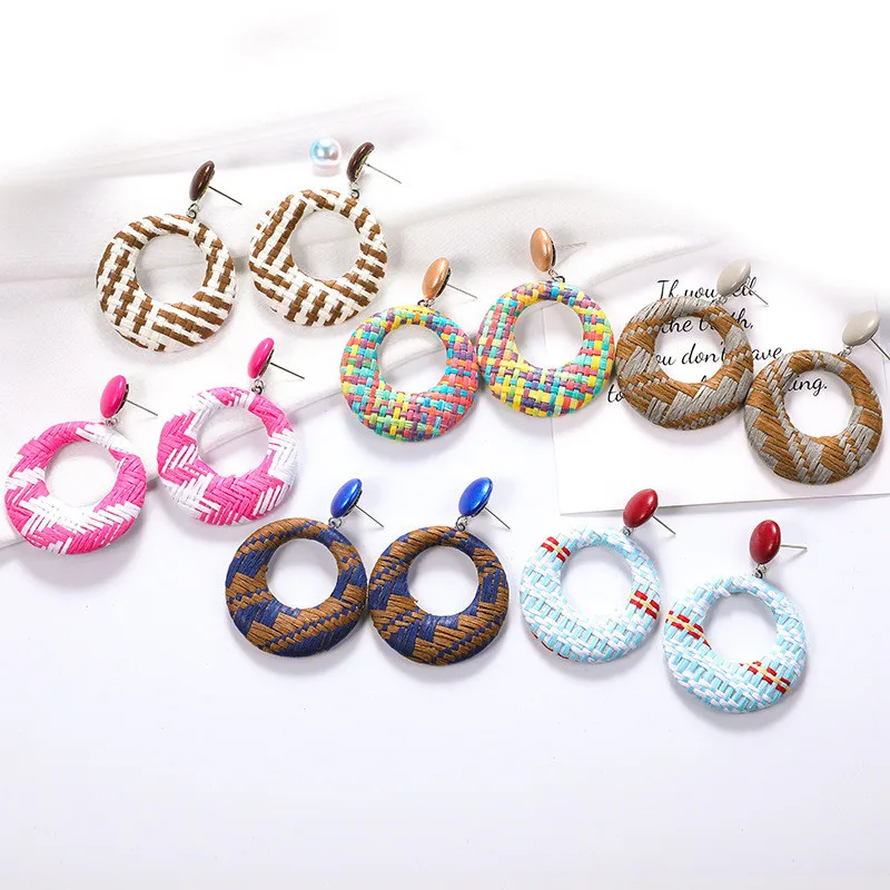 Модные красочные деревянные серьги из ротанга для женщин кожаные