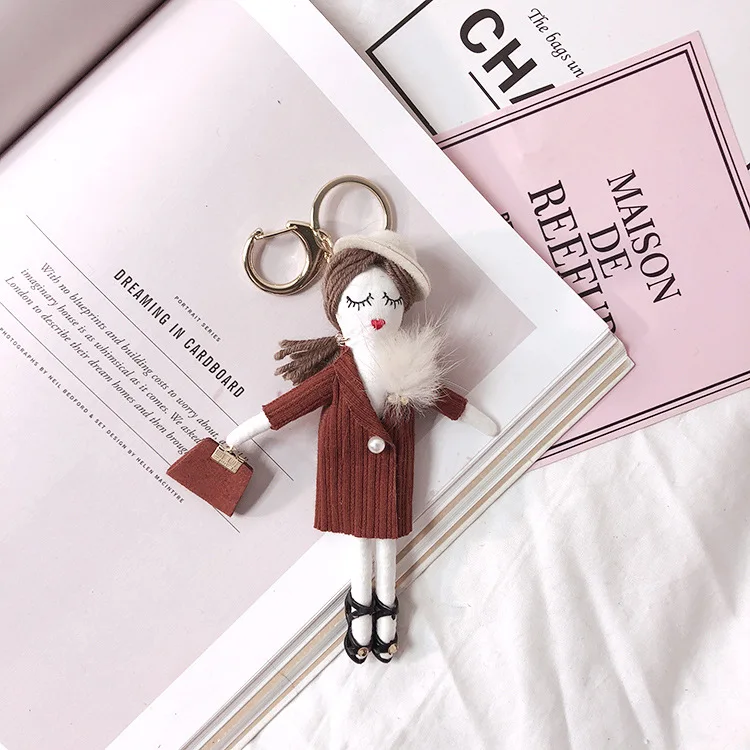 Korea Handmade Fahion Modern Girl Real Mink Fur Keychain Miss Lady Bag Pompom Bag Charm KeyRing Luxury Car Jewelry Pendant