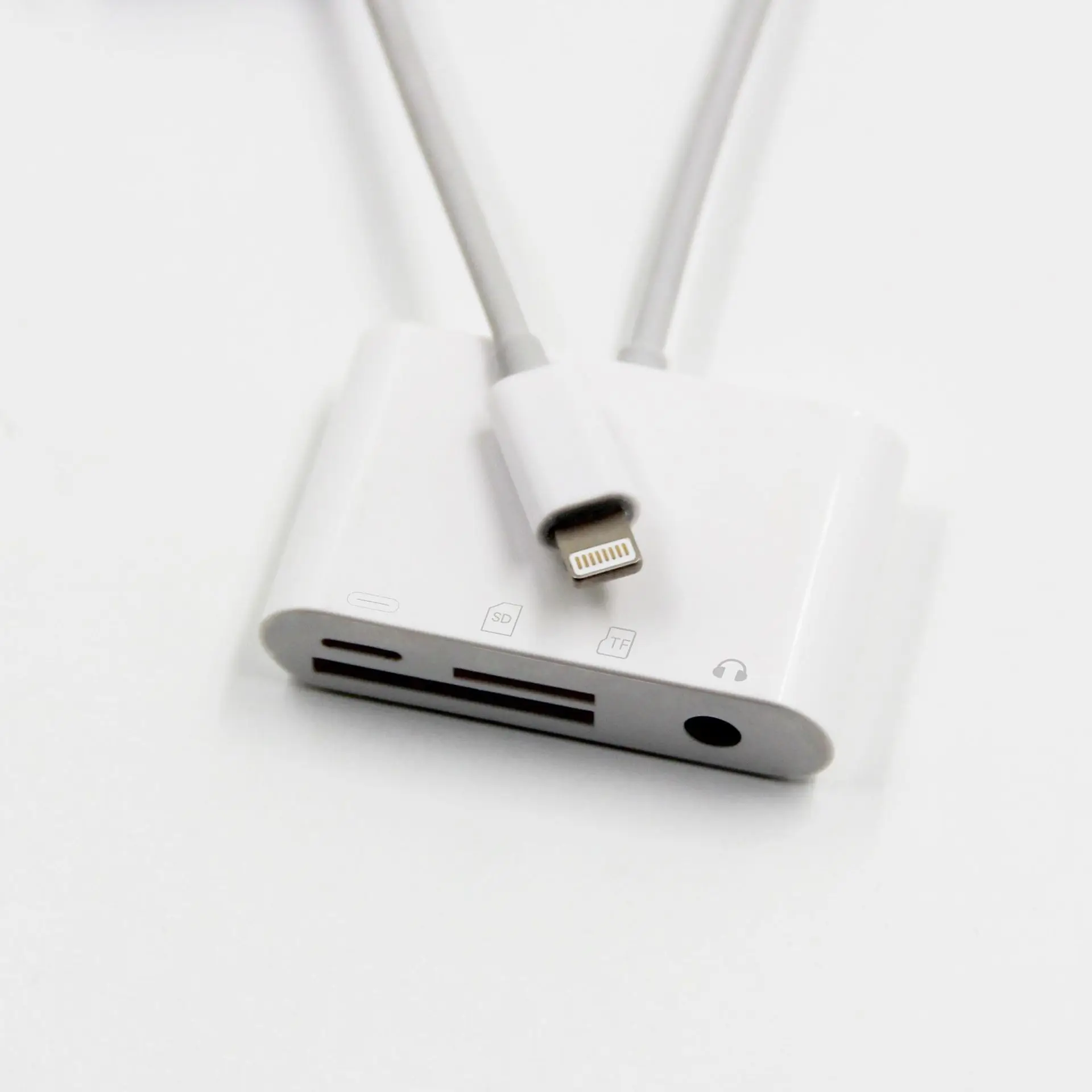 Hot 4 in 1 Card Reader Lightning to SD TF Adapter Camera Reader OTG Adapter With 3 5mm Headphone Jack Connection Kits