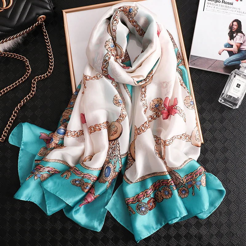 

China Classic 2019 new style women Fashion silk muffler lady Lovely scarves Autumn and winter warm nice shawl beach wraps hijab