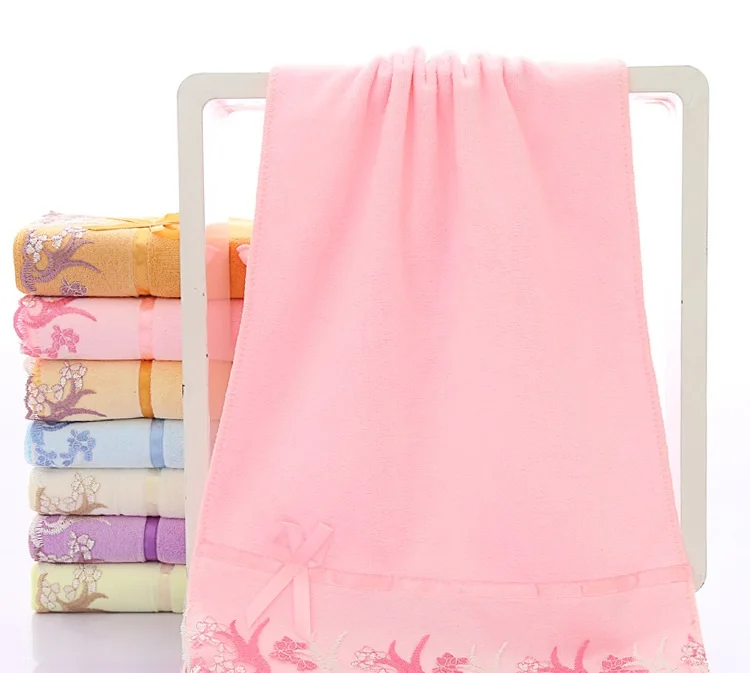 3437921211_309493750