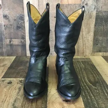 

Winter Fashion British Men Top Quality PU Leather Slip on Boots Breathable Chelsea Boots Male Casual Zapatos De Hombre TV137