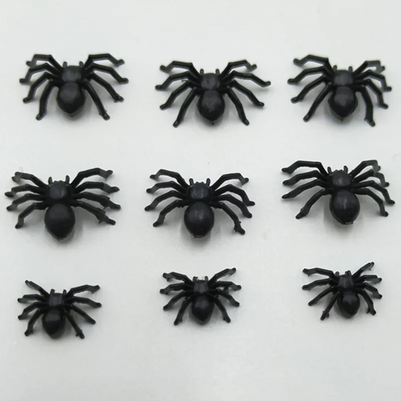50Pcs 50 шт. полезные пластиковые черный паук Хэллоуин украшения праздничные принадлежности забавные шалости игрушки украшения реалистичный реквизит Лидер продаж - Цвет: 50Pcs
