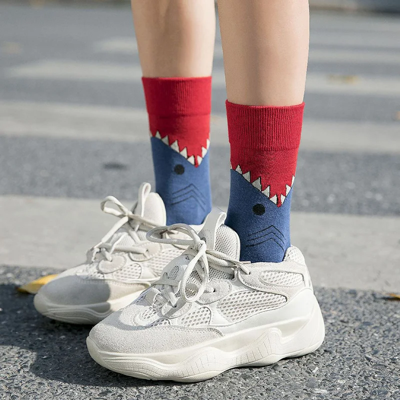 Kreative-Hohe-Qualit-t-Mode-Harajuku-Kawaii-Gl-cklich-Socken-Frauen-Milch-Lebensmittel-Malerei-Erdbeere-Tier(2)